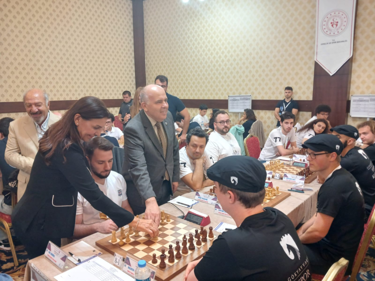 Yalova Belediyespor 国际象棋队联赛开局良好