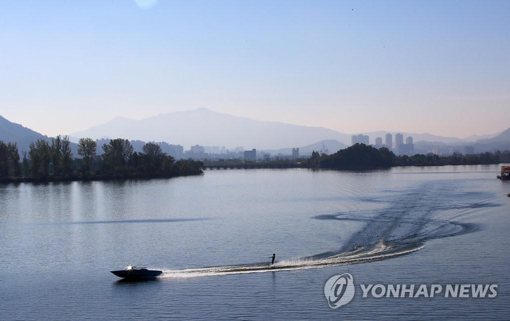 春川市成立地方政府首个水上运动队