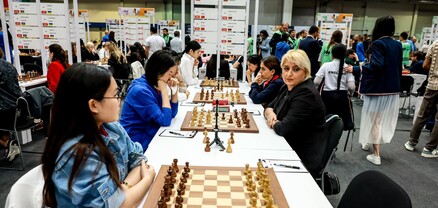 亚美尼亚女队在世界国际象棋奥林匹克比赛中击败蒙古队